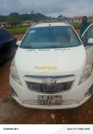 Chevrolet Spark 2015 White