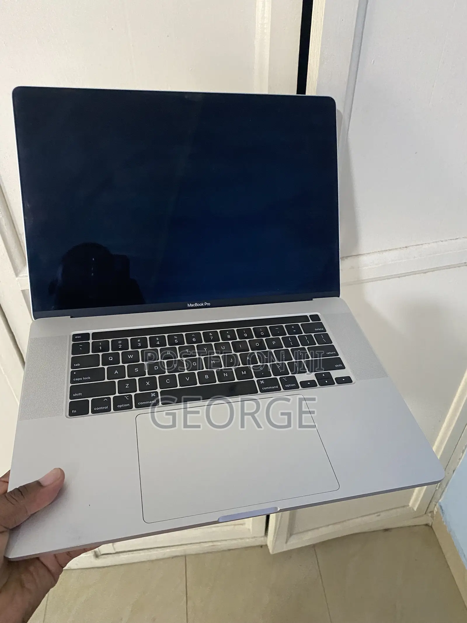 Laptop Apple MacBook Pro 2019 16GB Intel Core i7 SSD 512GB