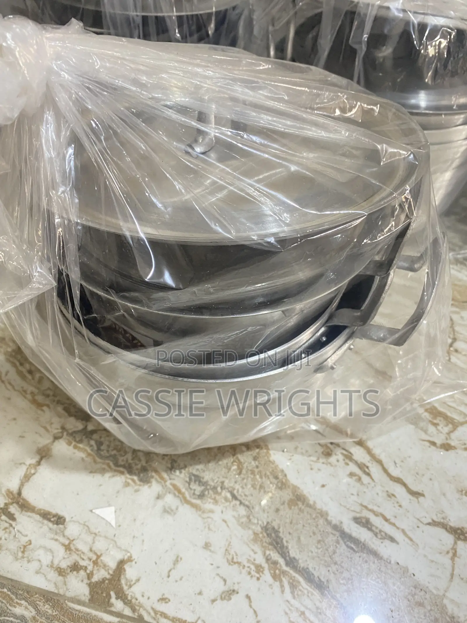 3 Set Stainless Steel Saucepans(silvers)