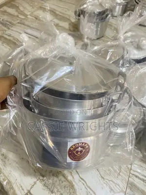 3 Set Stainless Steel Saucepans(silvers)