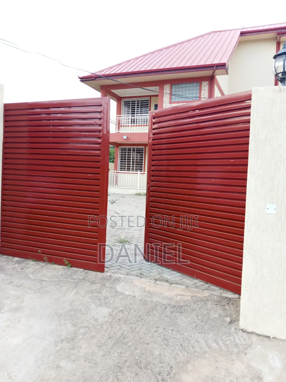3bdrm House in A2 Danilos Services, Oyibi for rent