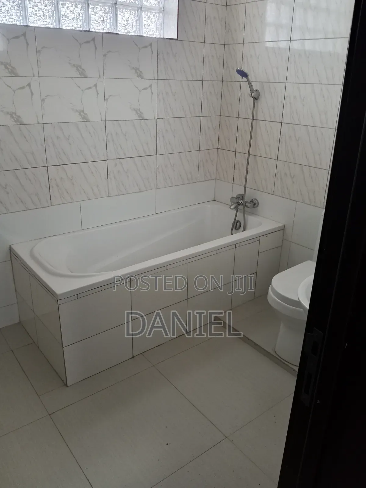 3bdrm House in A2 Danilos Services, Oyibi for rent