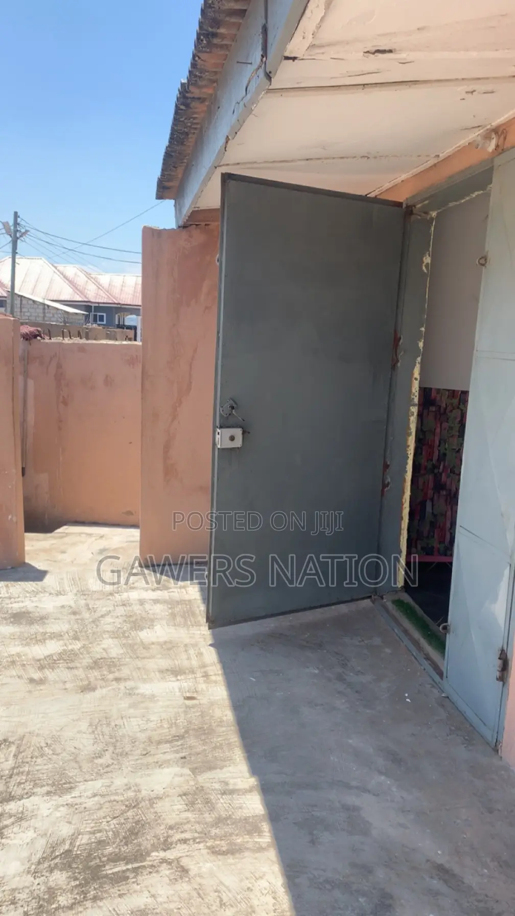 Furnished 1bdrm House in Sahara for rent