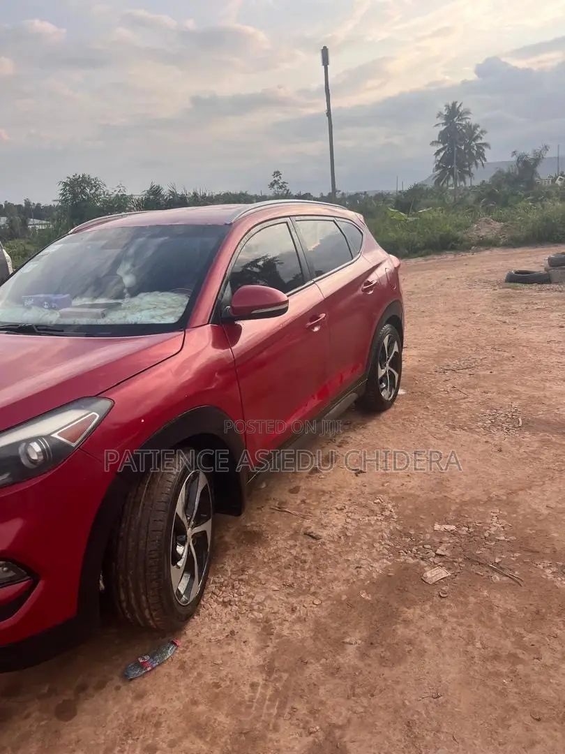 Hyundai Tucson 2016 Red