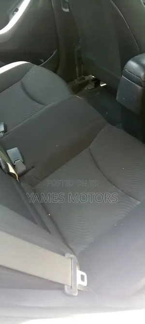 Hyundai Elantra 2015 White