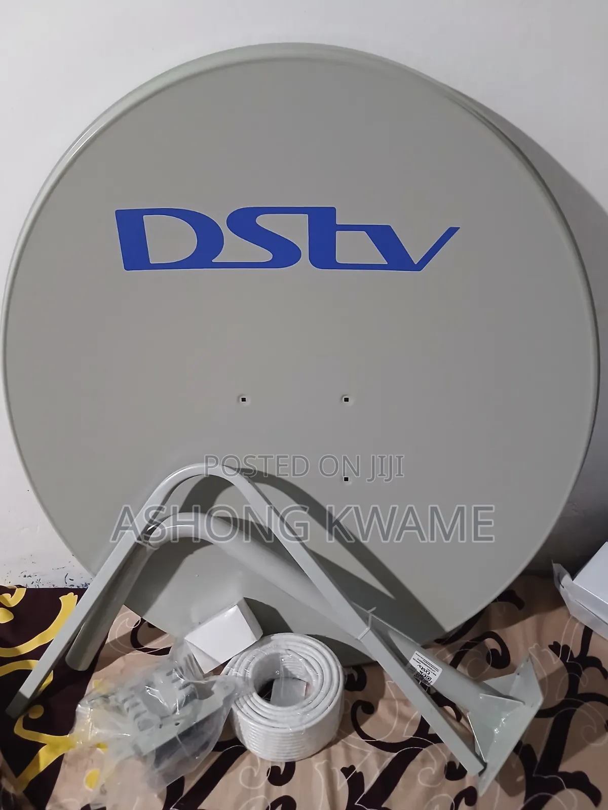 DSTV 90cm Dish and Cable