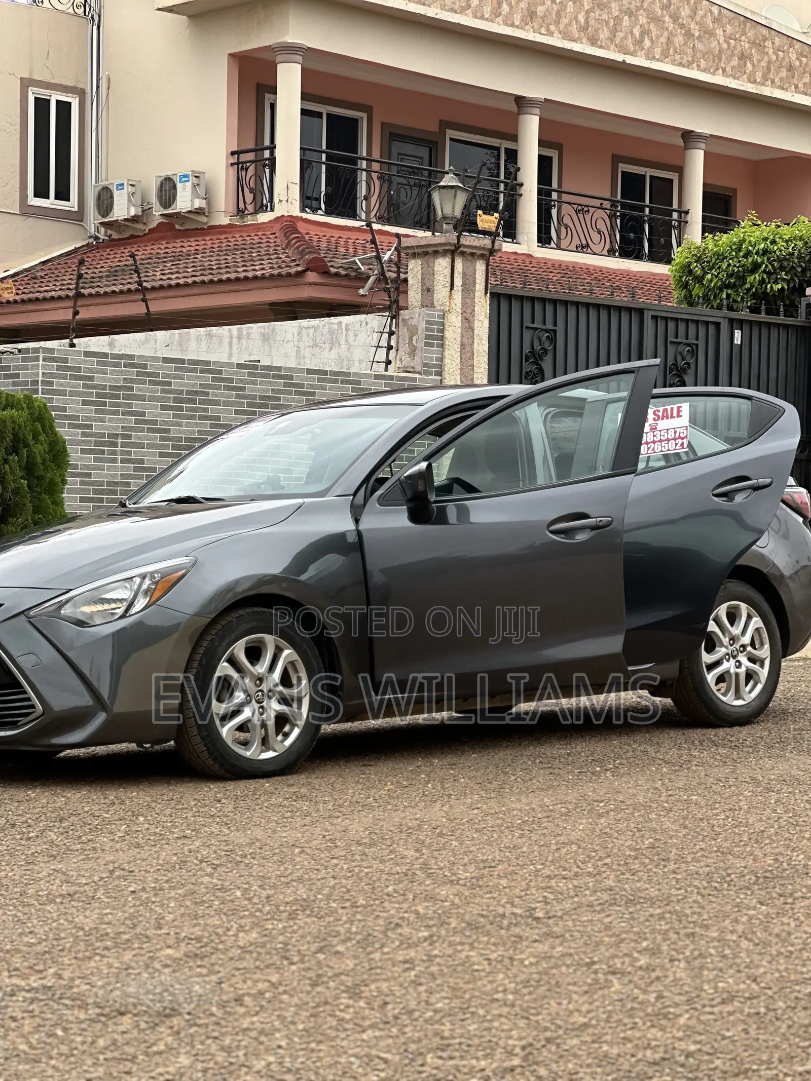 Toyota Yaris iA 1.5 FWD 2018 Black