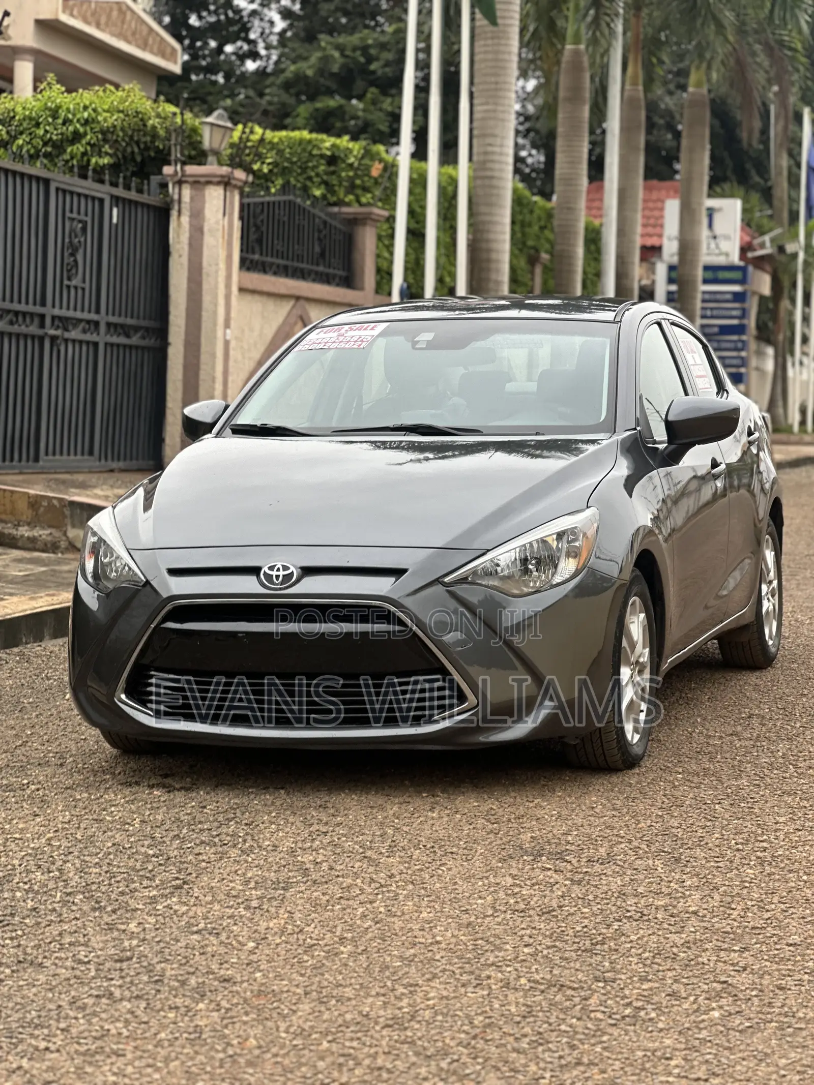 Toyota Yaris iA 1.5 FWD 2018 Black