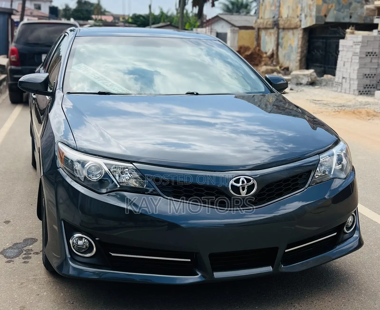 Toyota Camry SE 4dr Sedan (2.5L 4cyl 6A) 2014 Gray
