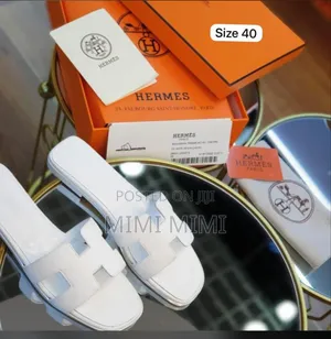 Hermes Slippers Comes in a Box