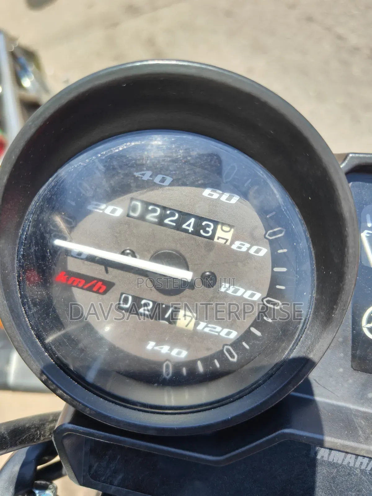 Yamaha YBR125 2025 Red