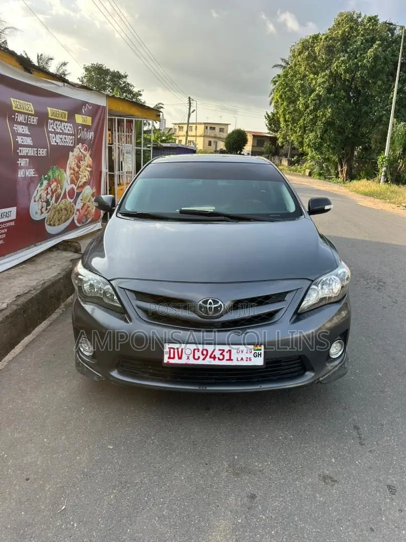 Toyota Corolla 2013 Gray