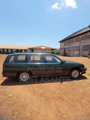 Opel Omega 1998 Green