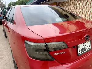 Toyota Camry 2014 Red
