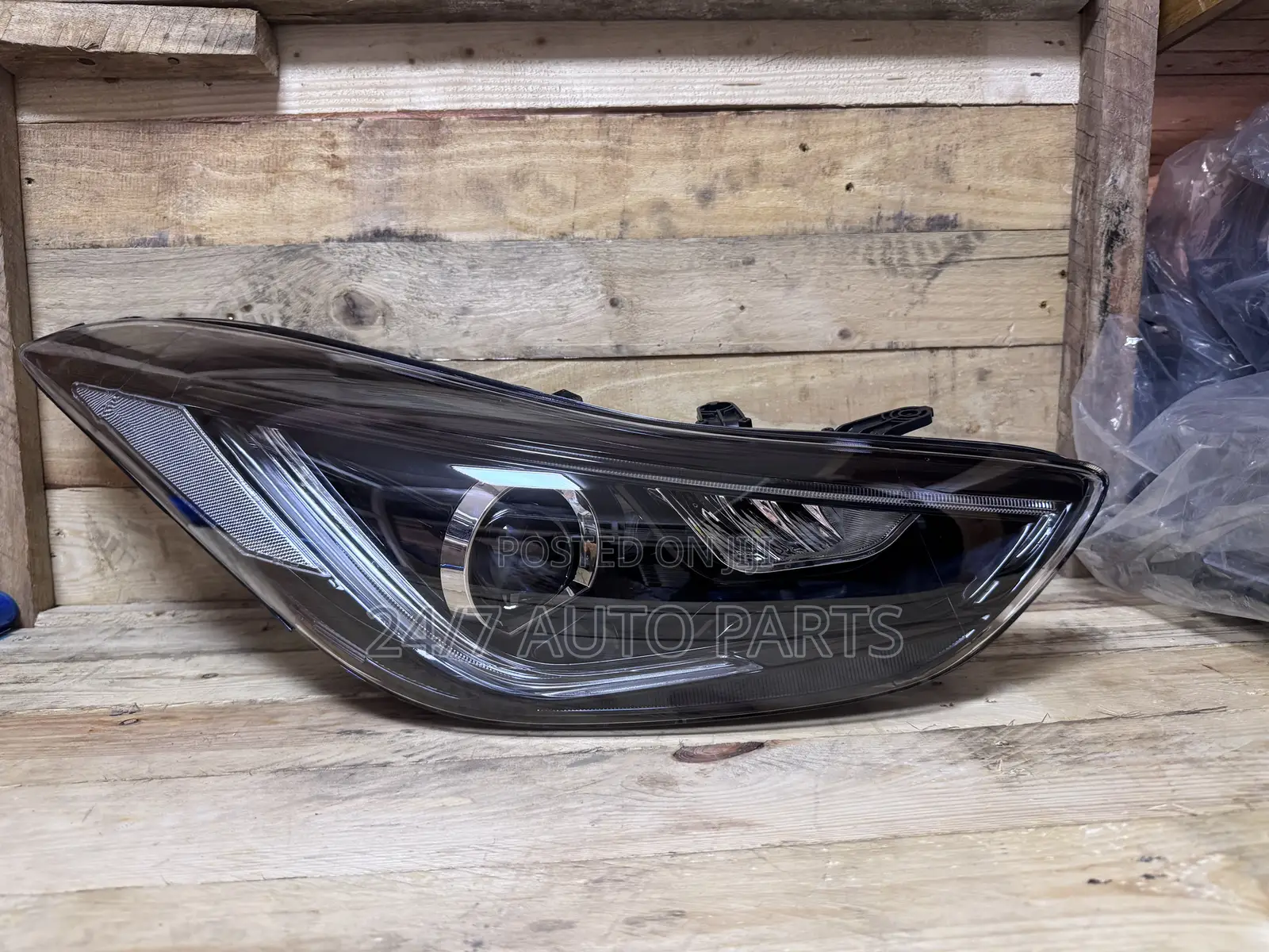 Hyundai Elantra 2011-2015 LED Projector Headlight