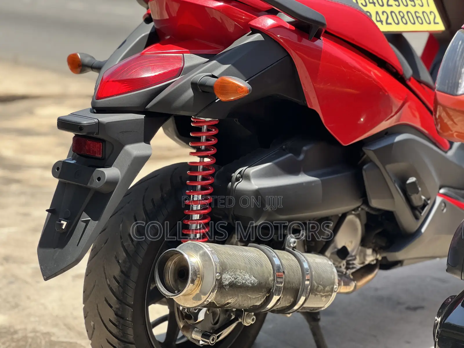 Honda Forza 2022 Red