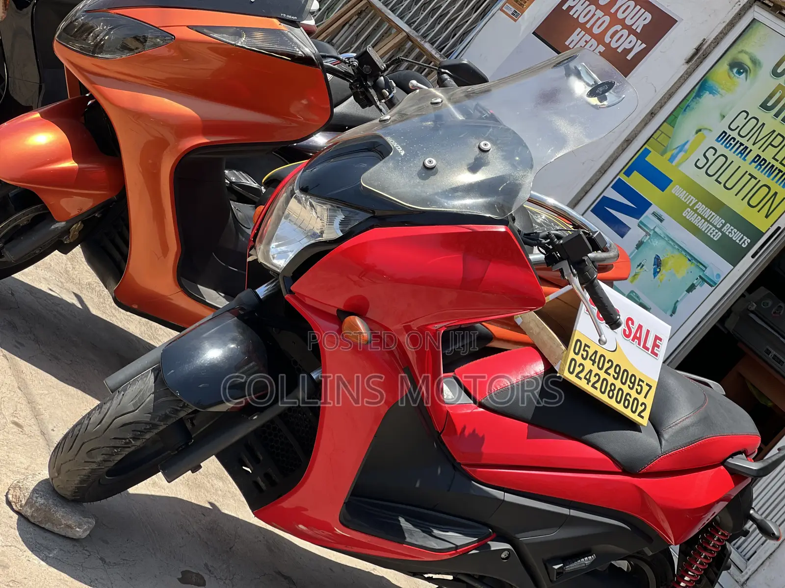 Honda Forza 2022 Red