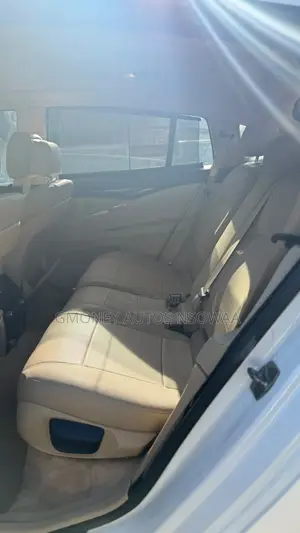 BMW 535i 2011 White