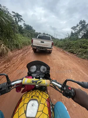 Bajaj Boxer 2026 Yellow