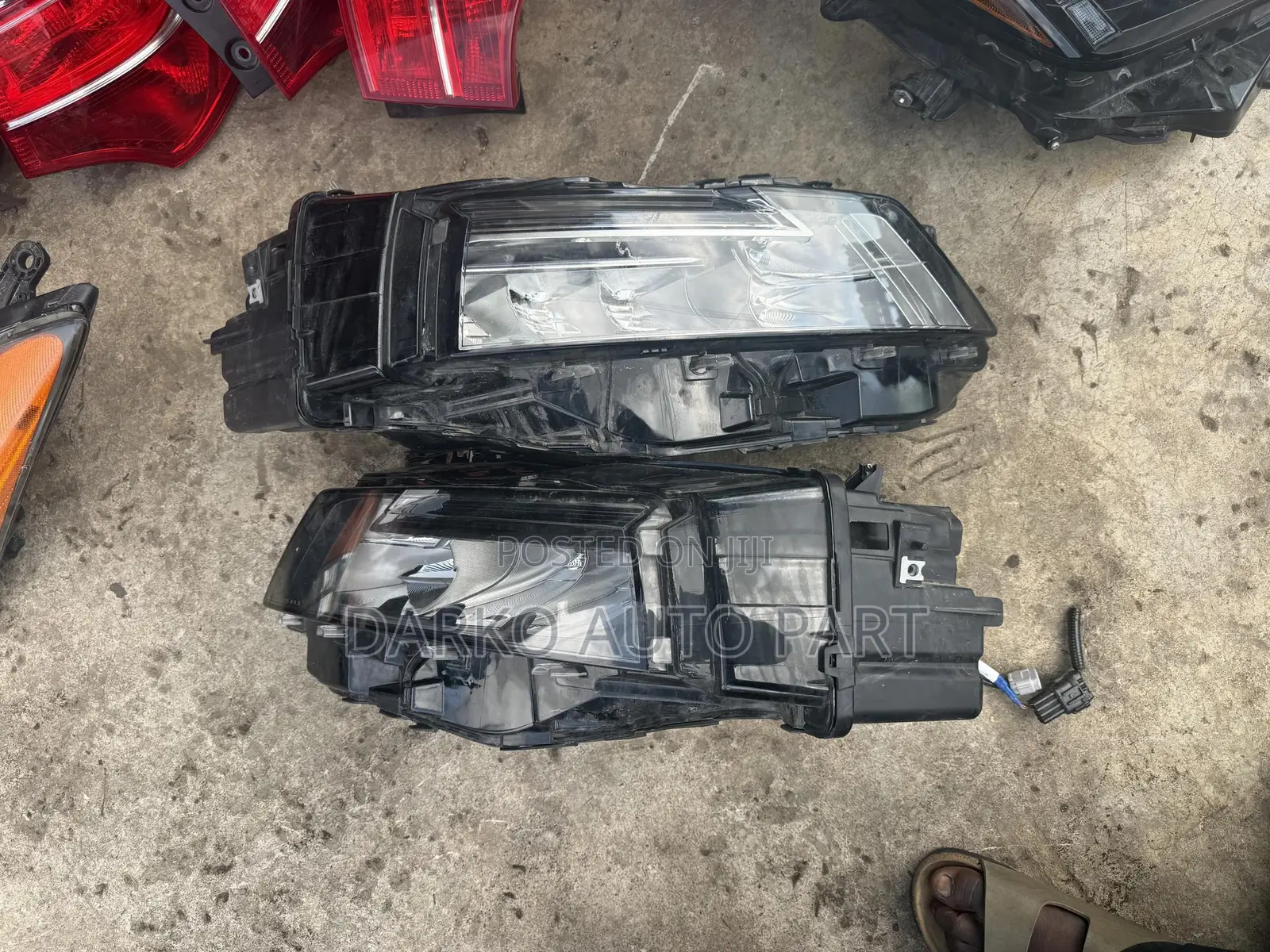 Nissan Rogue 2022-2024 Headlight Available