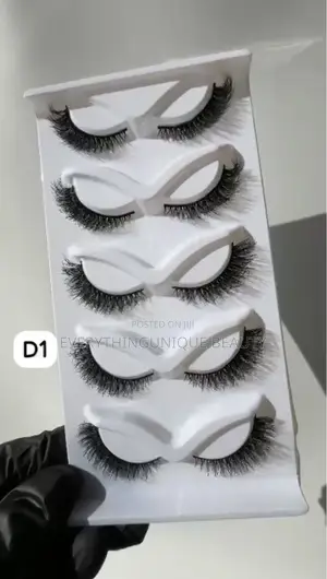 Cat Eye Lashes