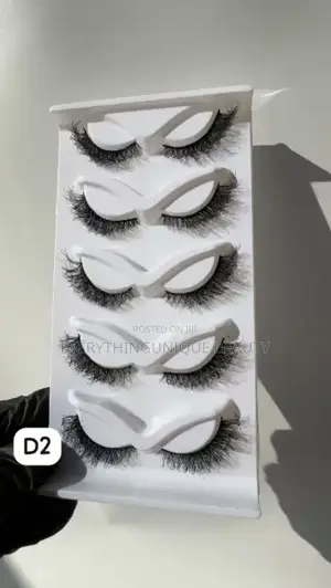 Cat Eye Lashes