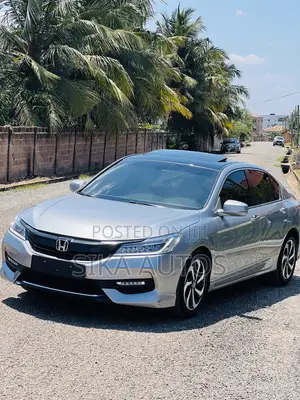 Honda Accord EX-L 4dr Sedan FWD (2.4L 4cyl 2A) 2017 Silver