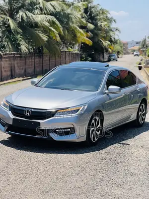 Honda Accord EX-L 4dr Sedan FWD (2.4L 4cyl 2A) 2017 Silver