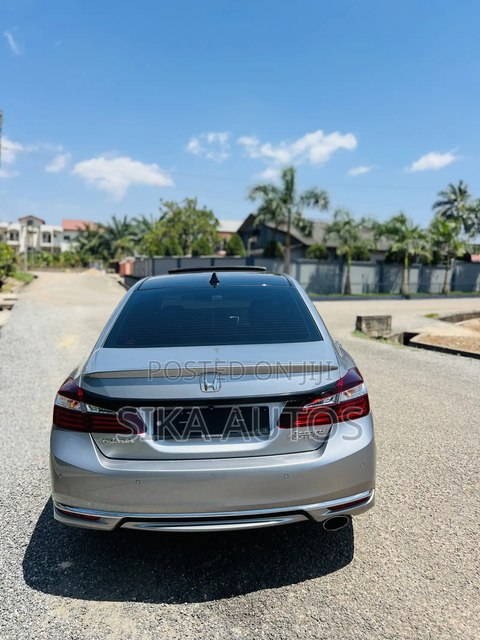 Honda Accord EX-L 4dr Sedan FWD (2.4L 4cyl 2A) 2017 Silver