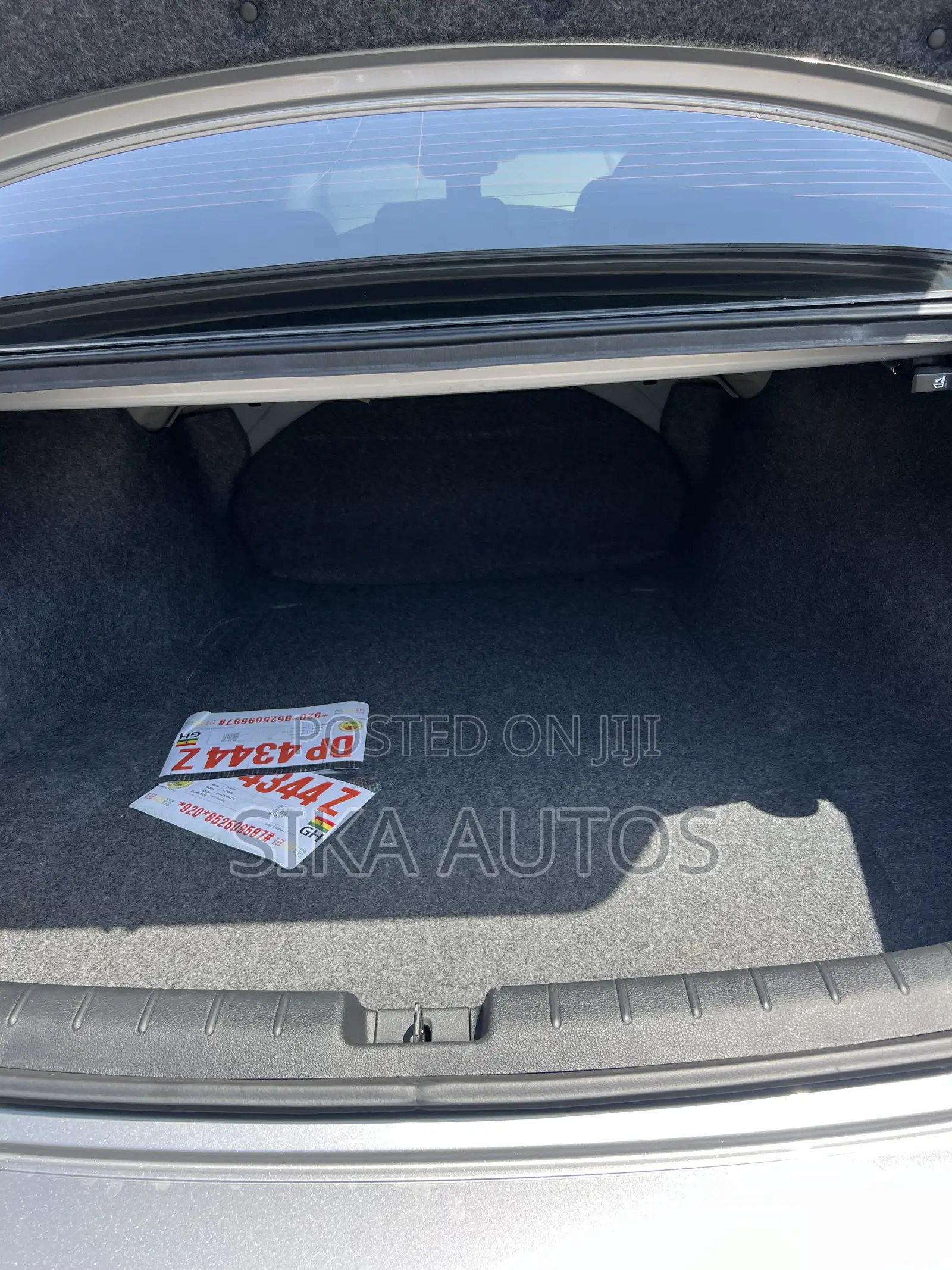 Honda Accord EX-L 4dr Sedan FWD (2.4L 4cyl 2A) 2017 Silver