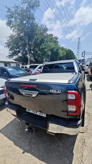 Toyota Hilux Revo Double Cab Deisel 2.4 AWD 2018 Black