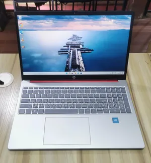 Laptop HP 15 8GB Intel eMMC 128GB
