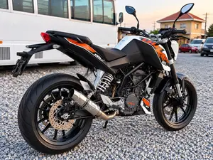 KTM Duke 125 2016 White