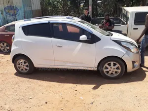 Chevrolet Spark 2012 White