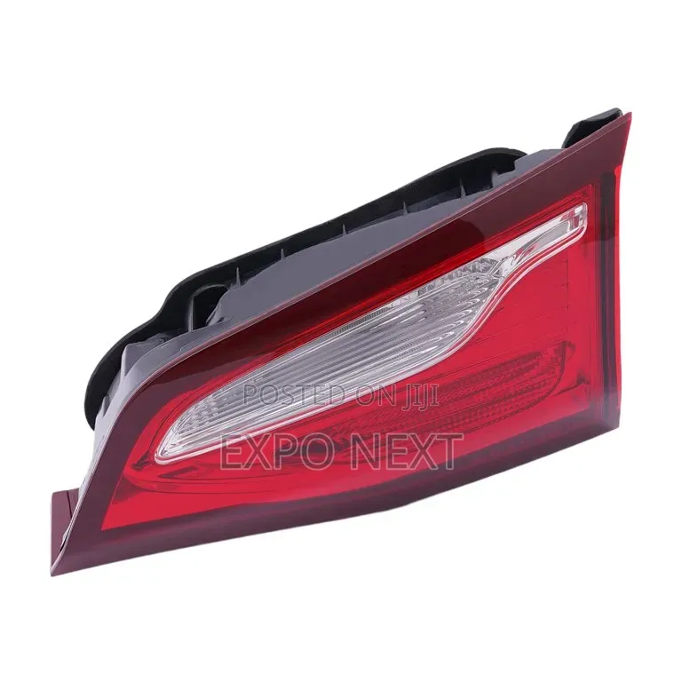 Inner Rear Right Halogen for 2018-2020 Chevy Equinox Tail Light