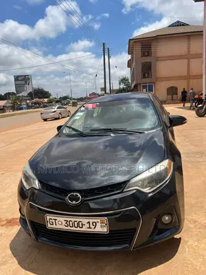 Toyota Corolla S 4dr Sedan (1.8L 4cyl CVT) 2015 Black