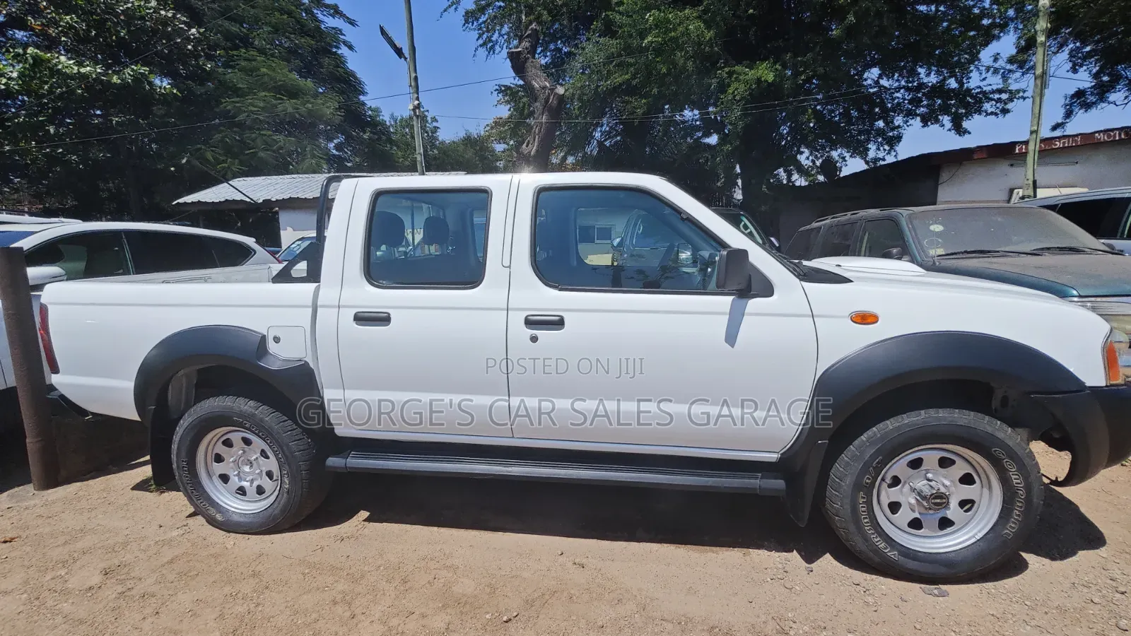Nissan Hardbody 2020 White
