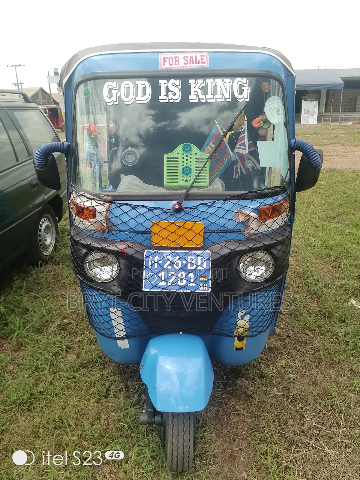 Bajaj RE 2025 Blue