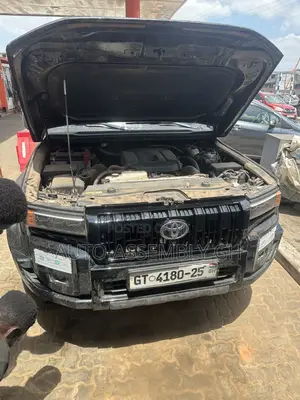 Toyota Land Cruiser Prado Grill Kit 2024,2025,2026