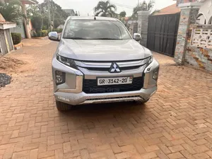 Mitsubishi L200 2020 White