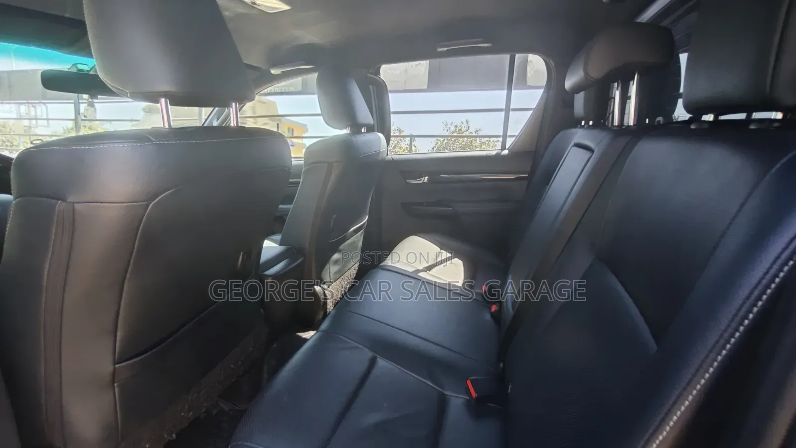 Toyota Hilux 2020 Gray