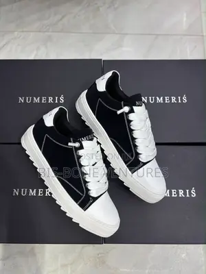 Numeris Sneakers