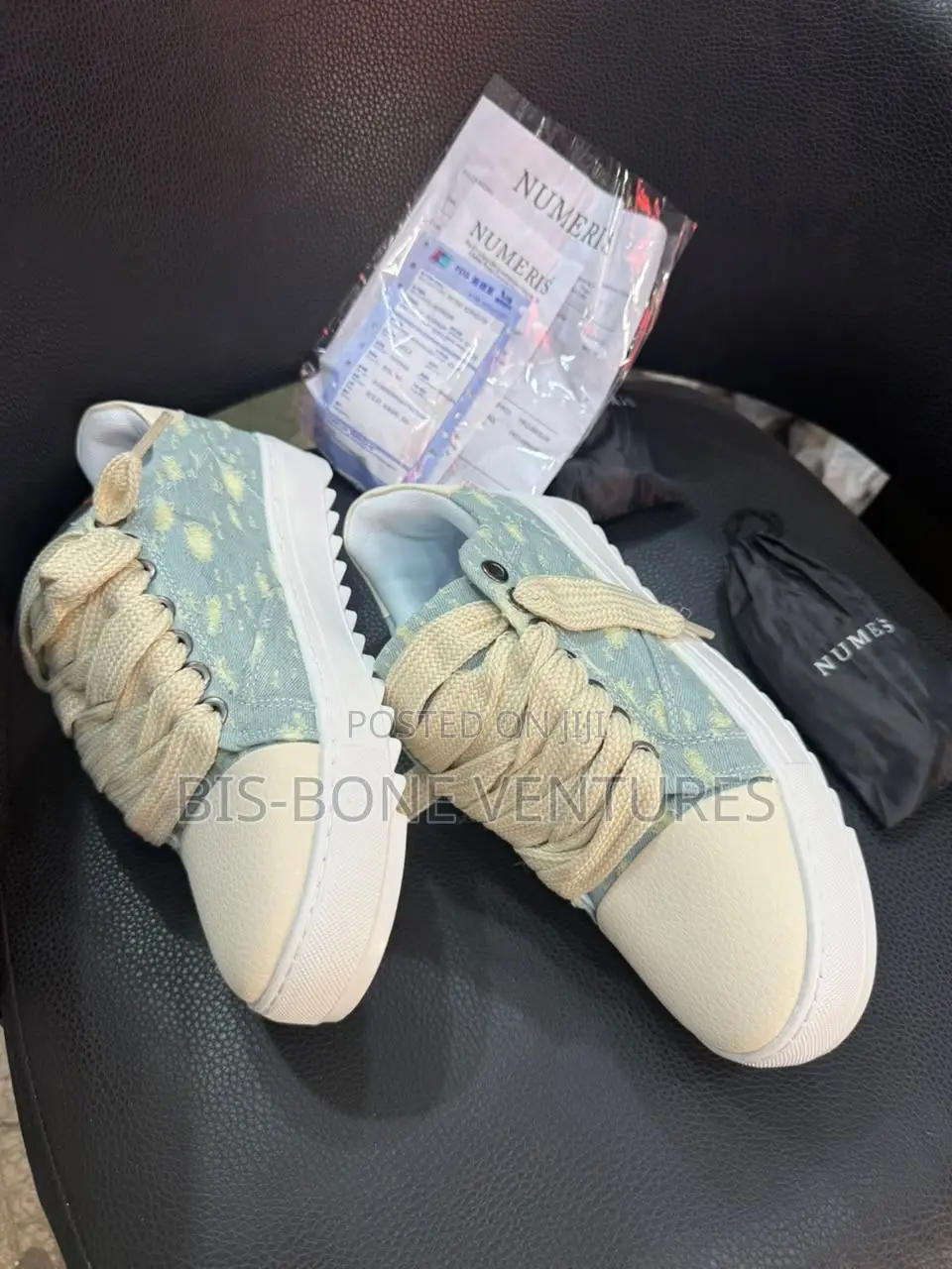 Numeris Sneakers