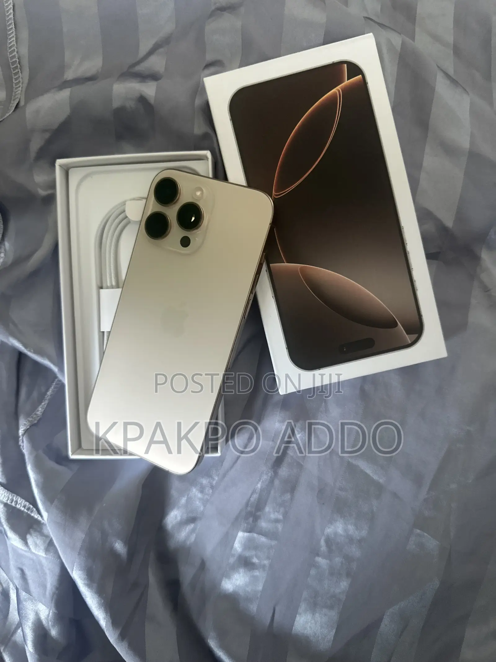 Apple iPhone 16 Pro Max 256 GB Gold