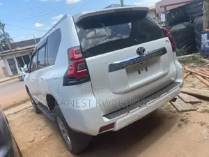 Toyota Land Cruiser Prado 2.7 2020 White