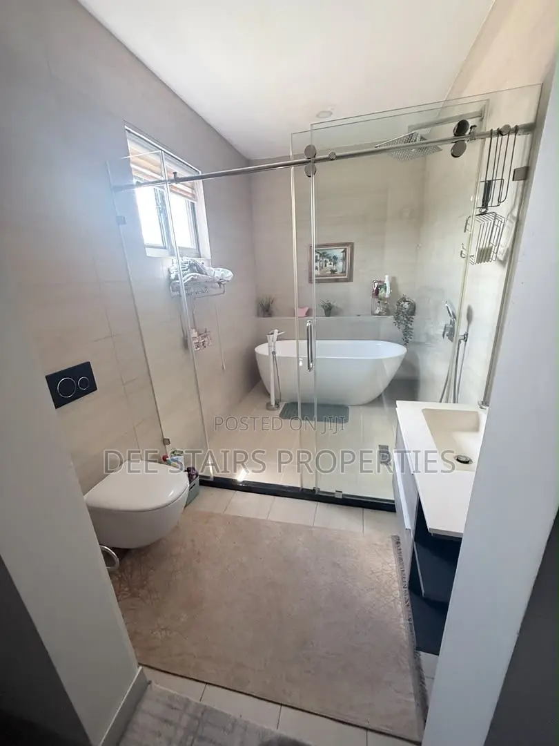 Furnished 4bdrm Apartment in Tse Addo Behinde, Tseaddo for rent
