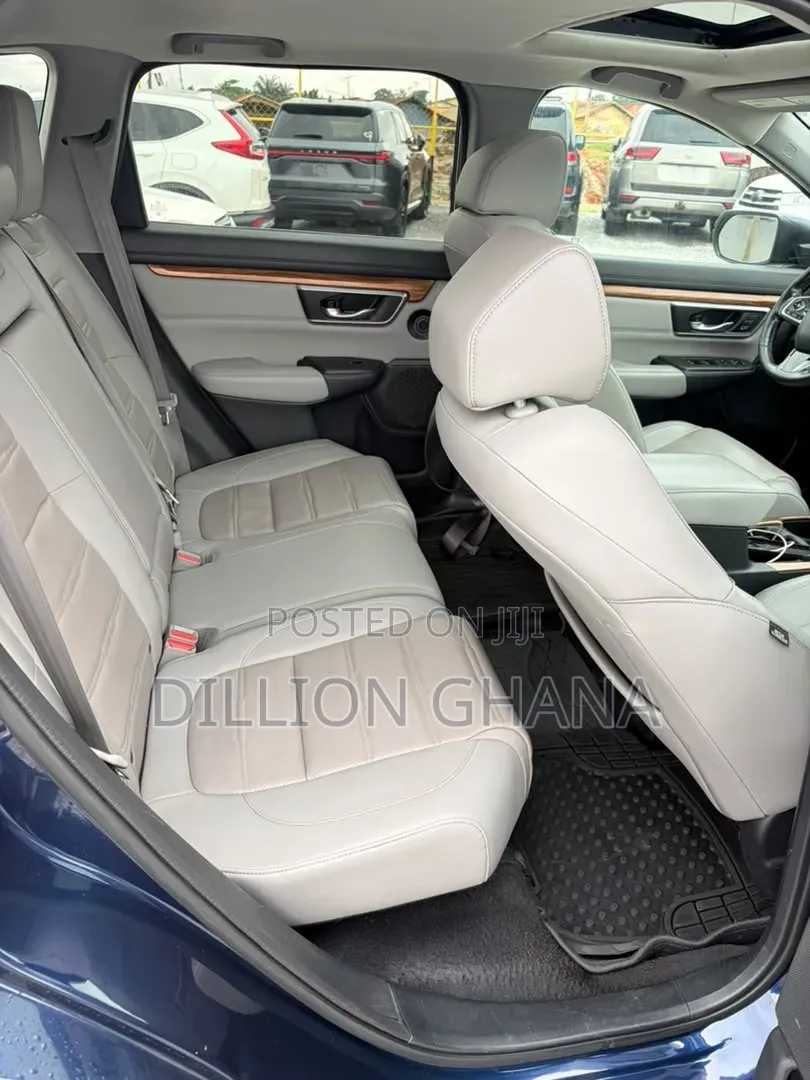 Honda CR-V Touring AWD 2020 Blue