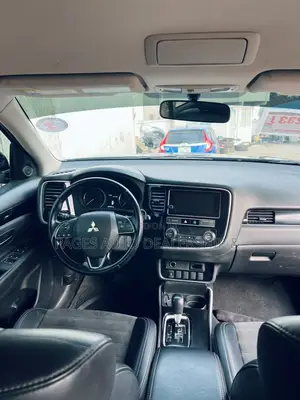 Mitsubishi Outlander SE AWC 2019