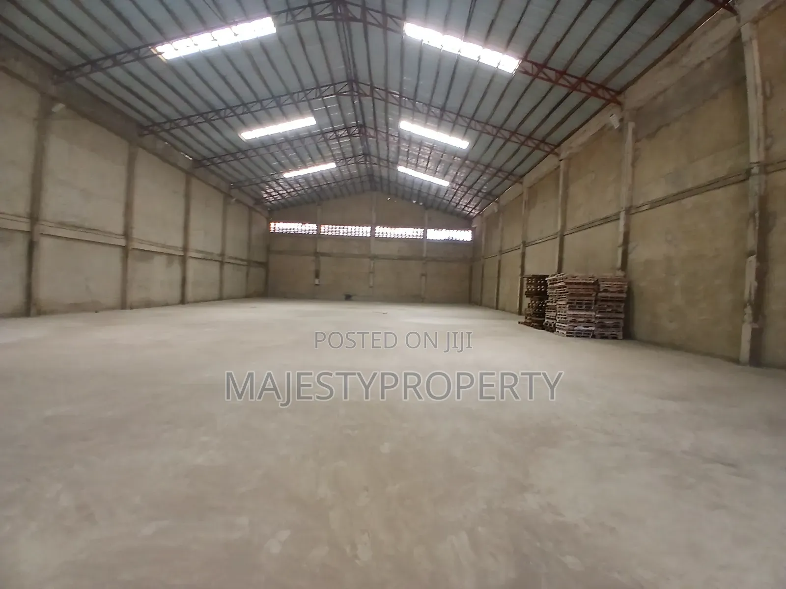 1,600 Square Metres Warehouse for Rent at Spintex