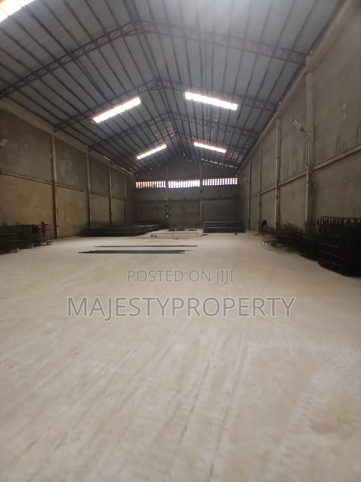 1,600 Square Metres Warehouse for Rent at Spintex